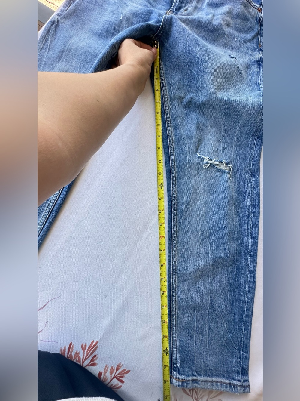 Zara boyfriend jeans women, size US 6 - Picture 9 of 9